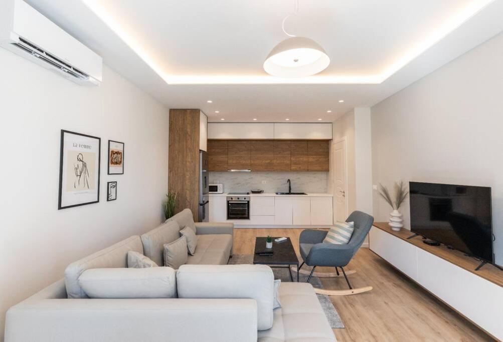 Green Leaf Apartment Тирана Экстерьер фото